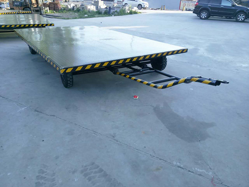 我們應(yīng)該怎樣選取工具車？